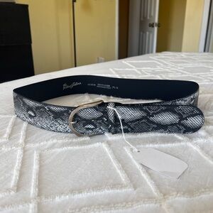 The Tailored Sportsman Black Leather Belt with Silver Buckle